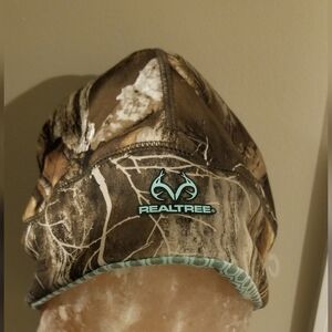 Realtree Edge Ladies Camo Beanie NWT